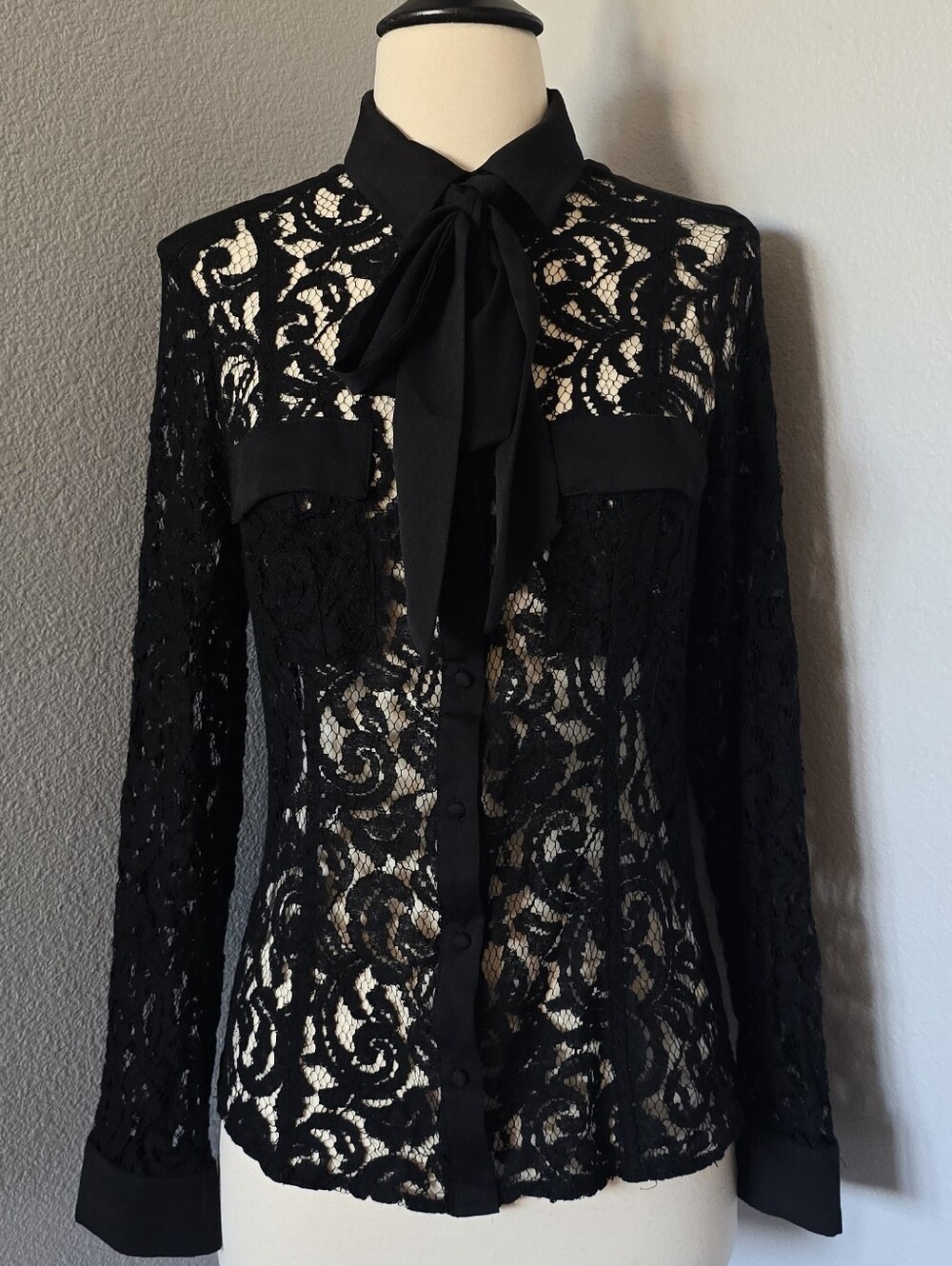 bebe Black Floral Lace Bow Tie Neck Blouse Button Front Long Sleeve Small